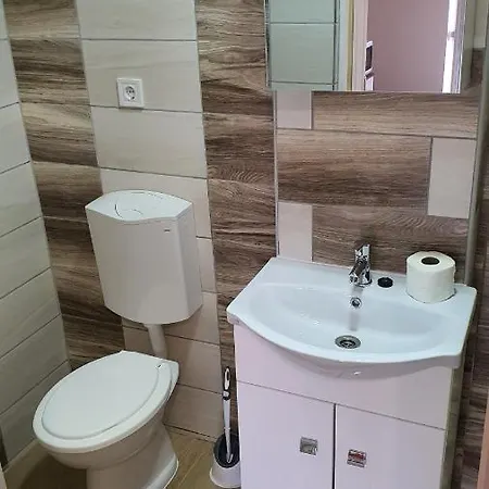 Apartament Tom Apartmans 2 *