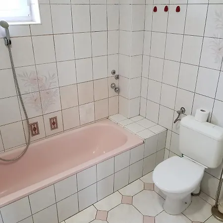 Tom Apartmans 2 Apartament *