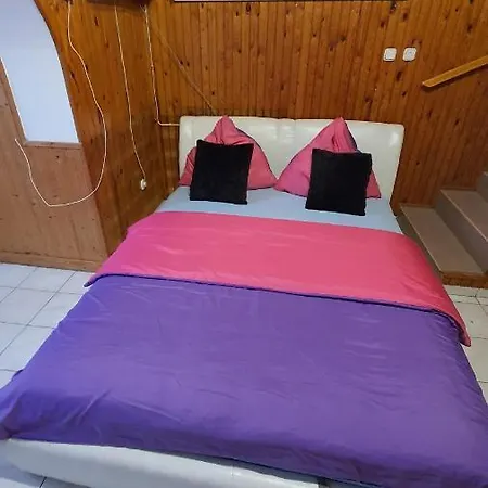 Apartament Tom Apartmans 2 *
